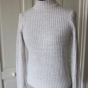 DIVIDED H&M CHIMNEY COLLAR RIBBED ECRU BEIGE SWEATER - SIZE XS